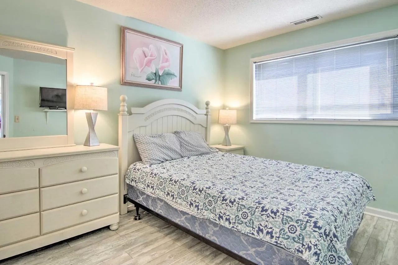 Ocean City Condo With Pool - Steps To Beach!